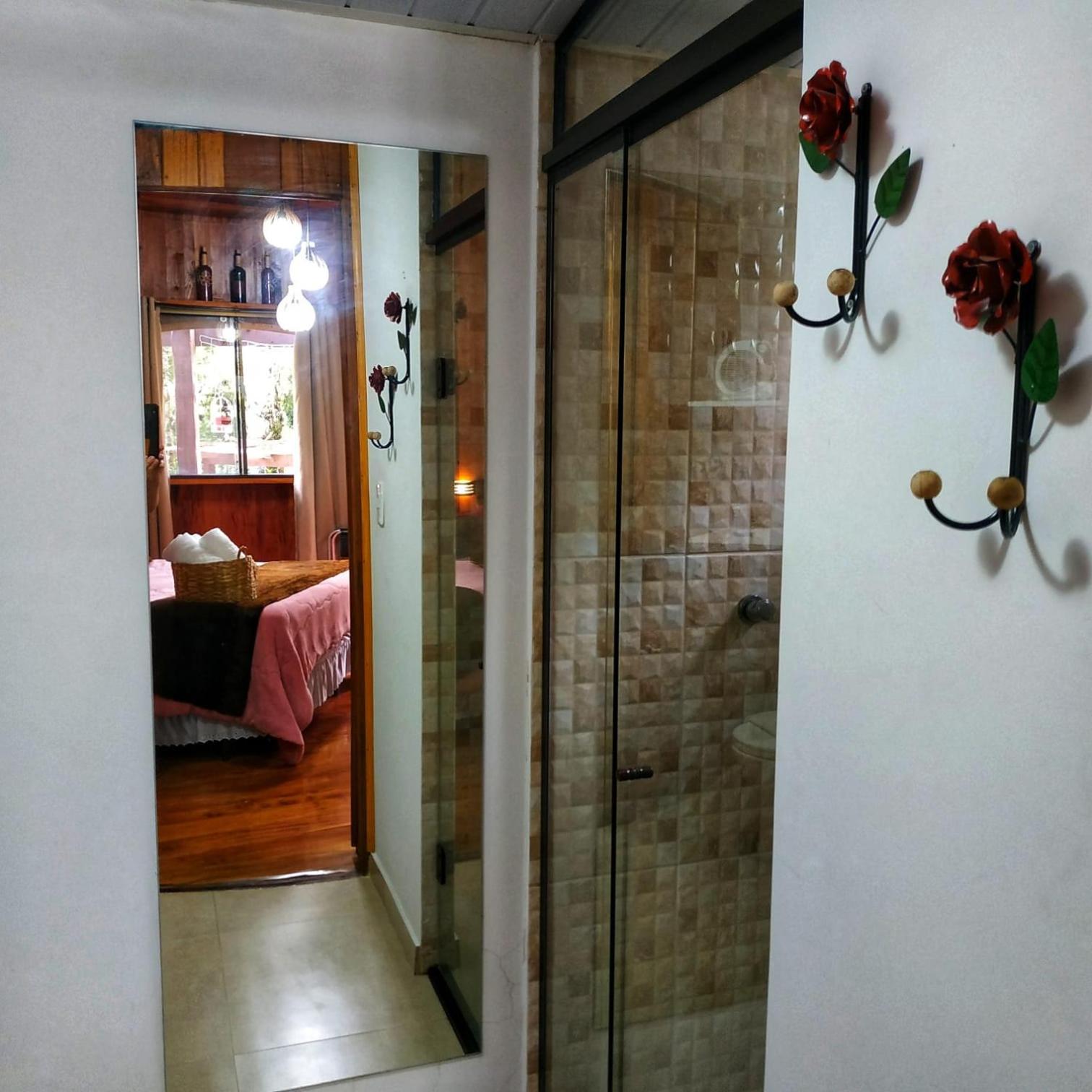 Chale Tematico Em Pipa De Vinho - Parada Da Pipa Chalet *