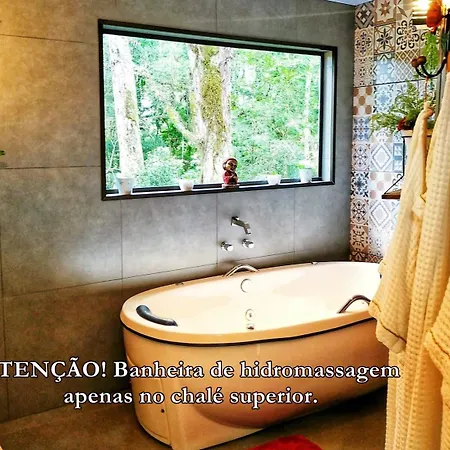 Chale Tematico Em Pipa De Vinho - Parada Da Pipa Chales Canela Exterior photo
