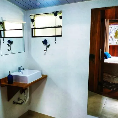 Chale Tematico Em Pipa De Vinho - Parada Da Pipa Chales Canela Room photo