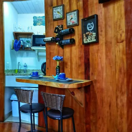 Chale Tematico Em Pipa De Vinho - Parada Da Pipa Chales Canela Room photo