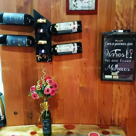 Chale Tematico Em Pipa De Vinho - Parada Da Pipa Chales Canela Exterior photo